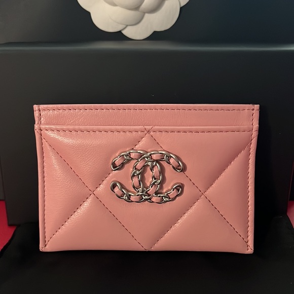 CHANEL 19 Card Holder Pink - Picture 6 of 8